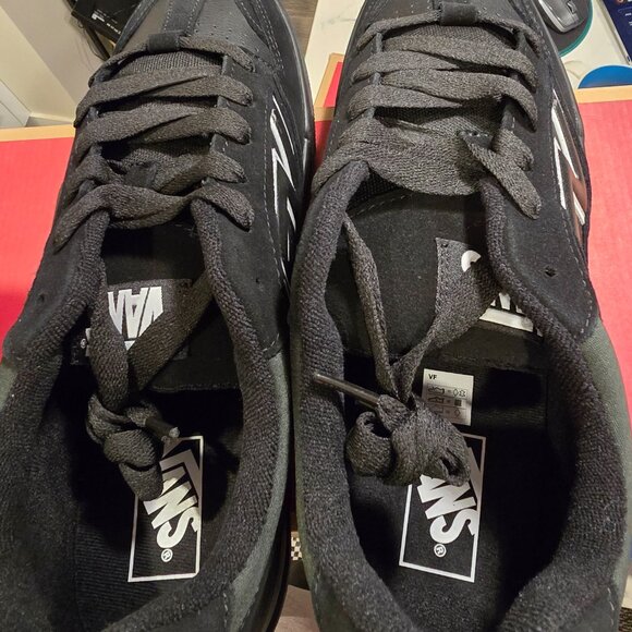 Vans Upland Skate Sneakers Shoes Black/White VN000D25B8C Men's Size 10 NEW - Picture 8 of 11